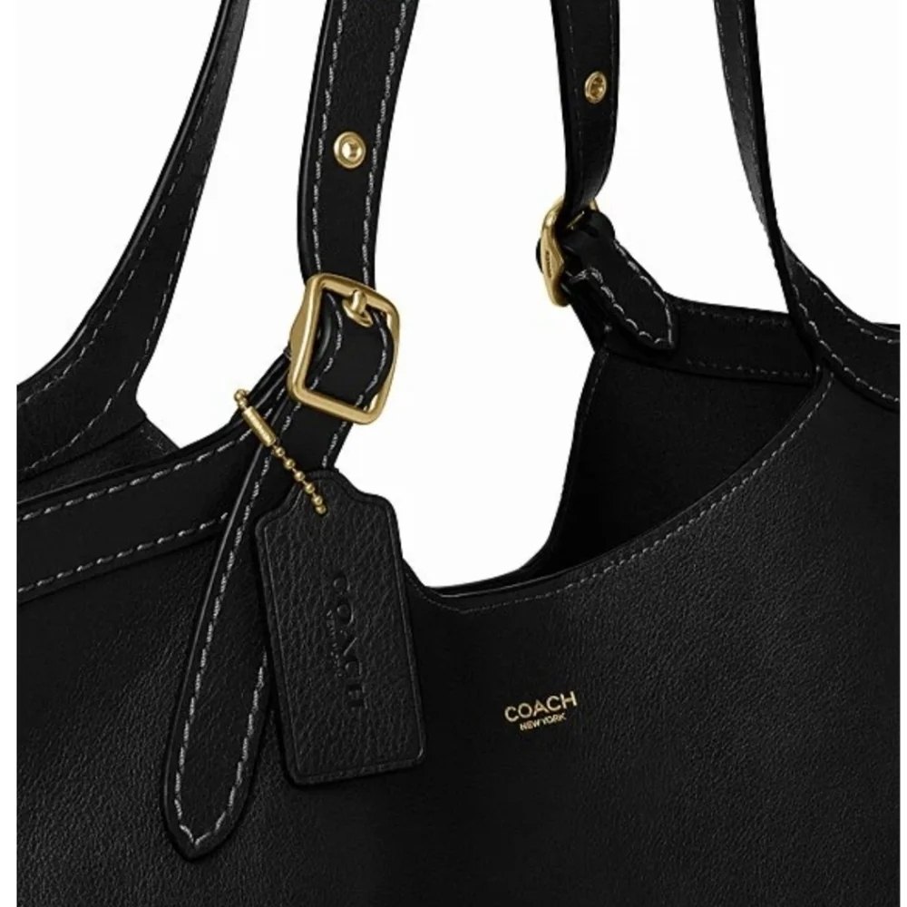 Coach Gramercy Buckel Detail Oversized Shoulder Bag